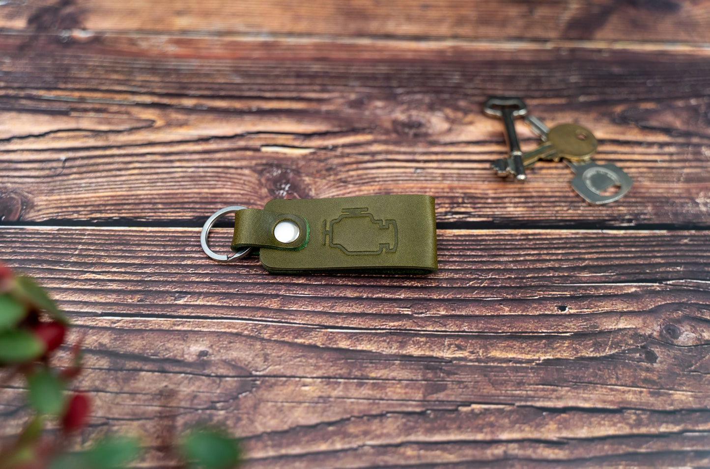 Engine management light leather car keyring
