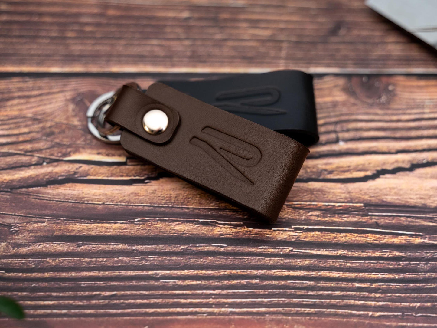 Volkswagen R leather car keyring