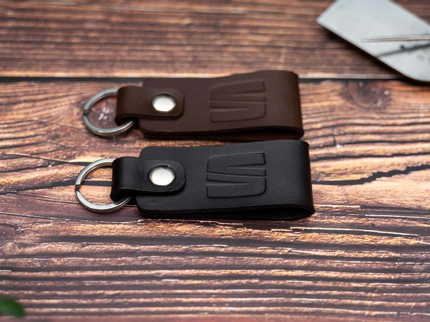 SEAT leather car keyring