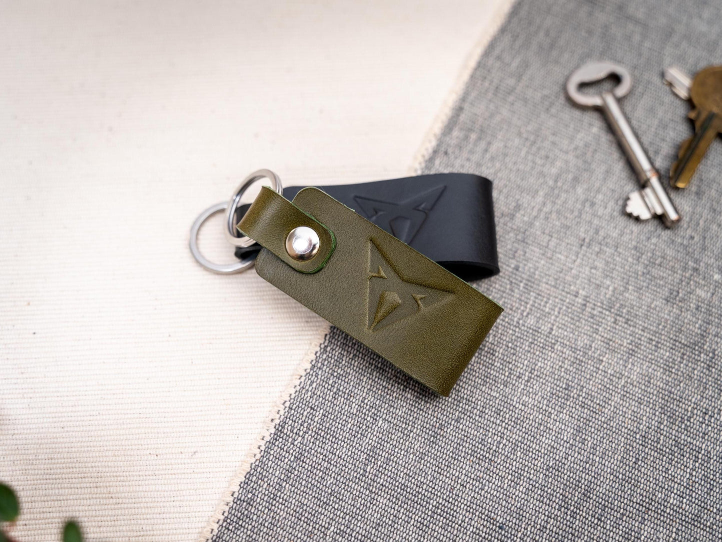 SEAT Cupra sport leather car keyring