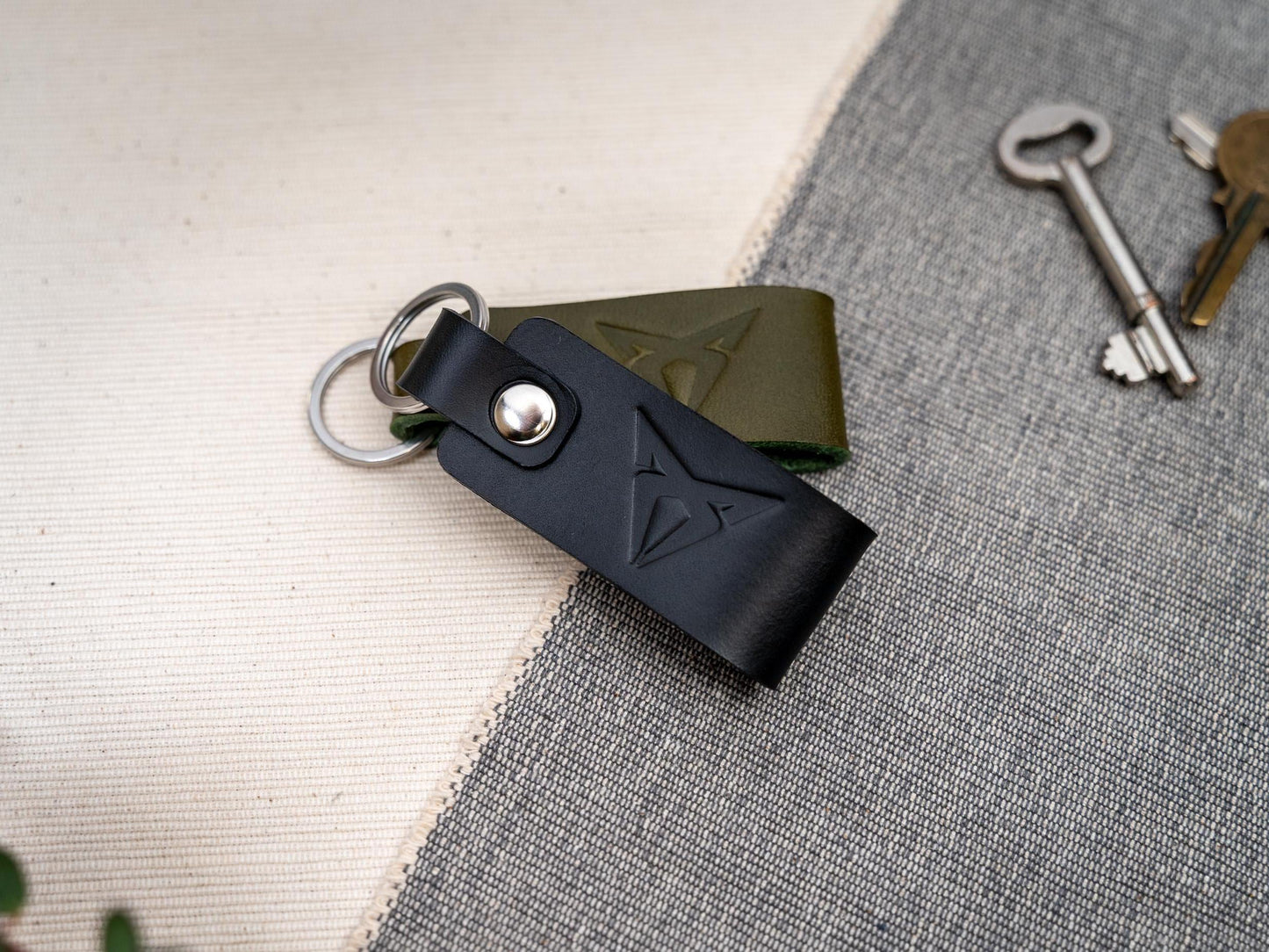 SEAT Cupra sport leather car keyring