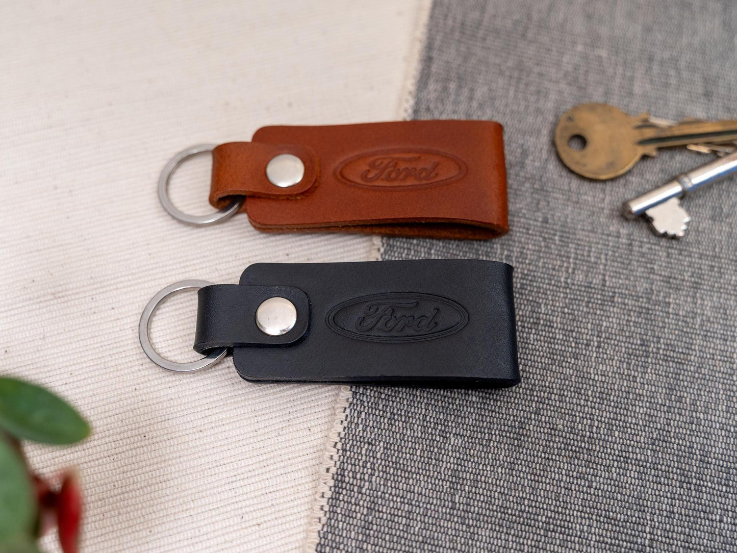 Ford leather car keyring