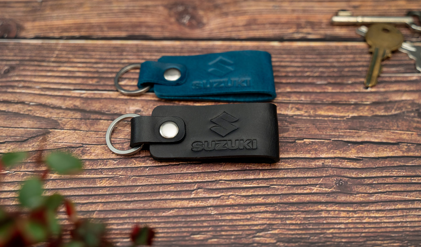 Suzuki leather motorbike keyring